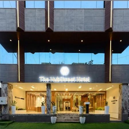 The Hubstreet Hotel,Bhopal Zewnętrze zdjęcie