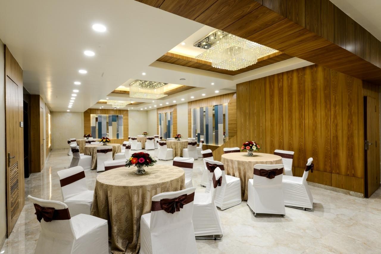 The Hubstreet Hotel,Bhopal Zewnętrze zdjęcie