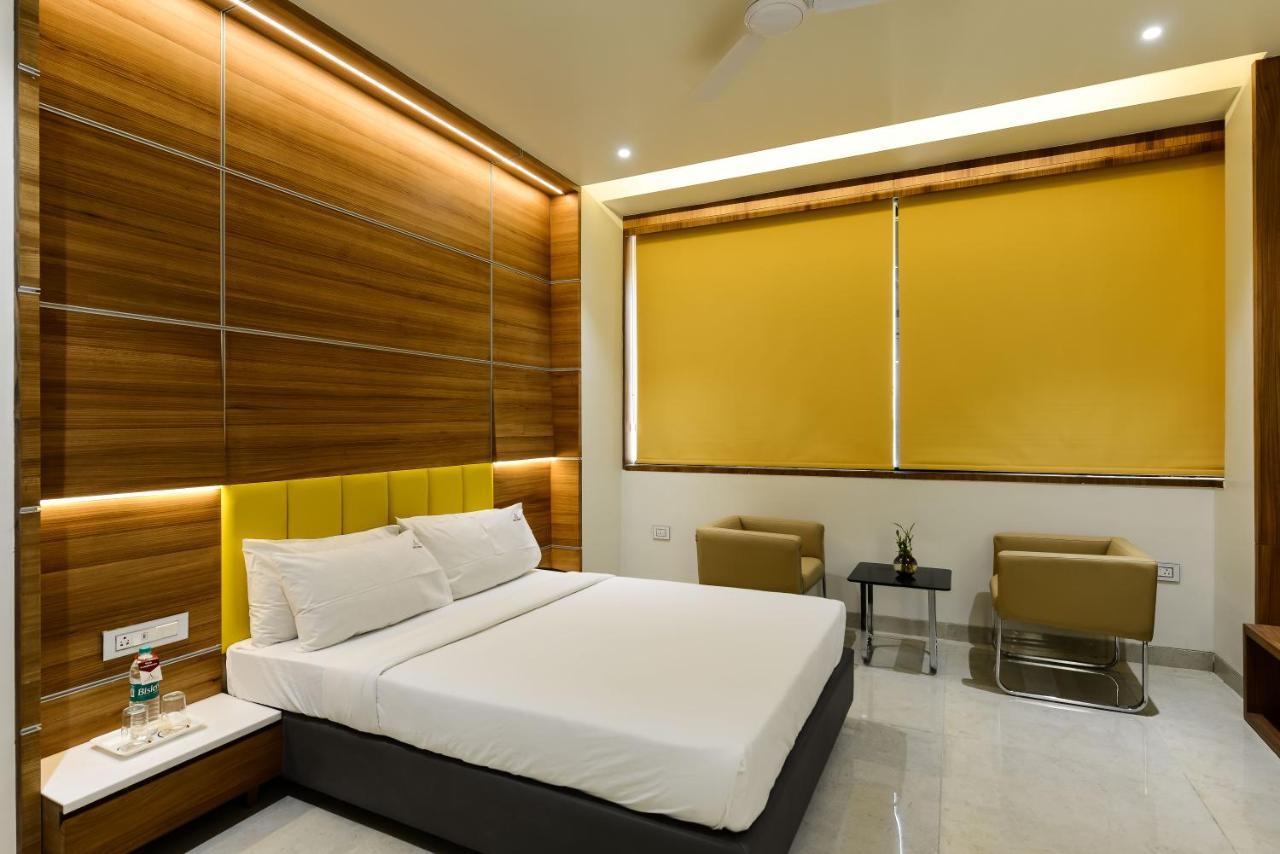 The Hubstreet Hotel,Bhopal Zewnętrze zdjęcie